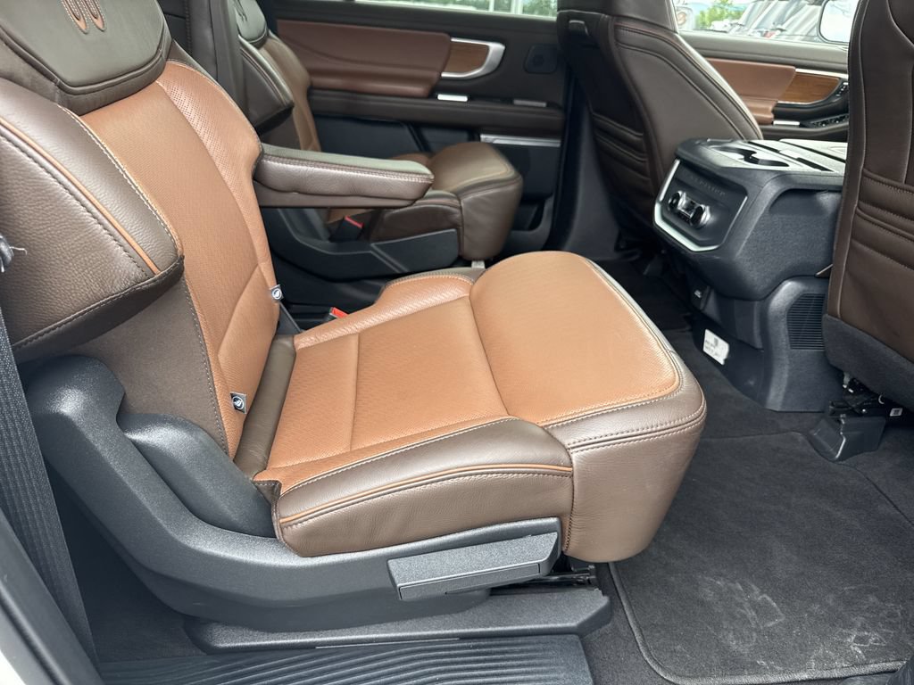 Used 2025 Ford Expedition Max King Ranch AWD/4WD image 15