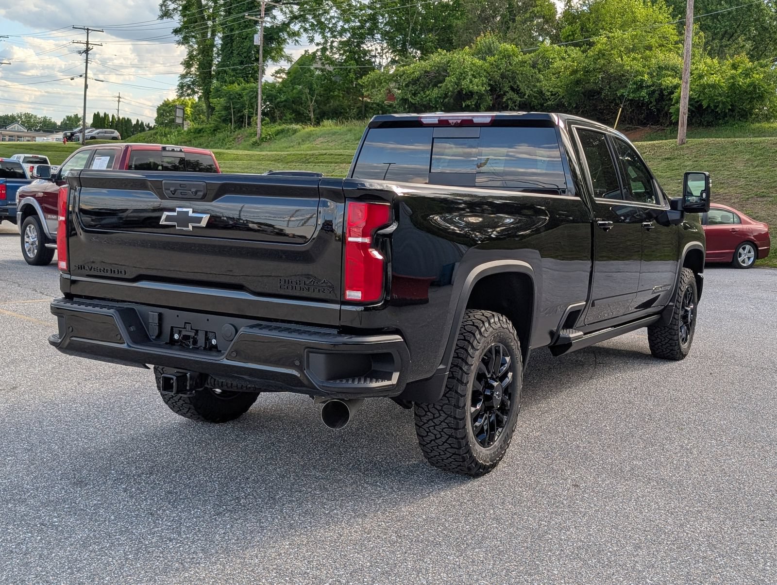 New 2026 Chevrolet Silverado 2500 High Country w/ High Country Premium Package AWD/4WD image 2