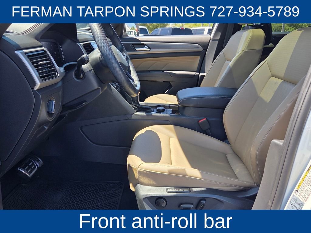 Used 2020 Volkswagen Atlas Cross Sport SEL R-Line AWD/4WD image 14
