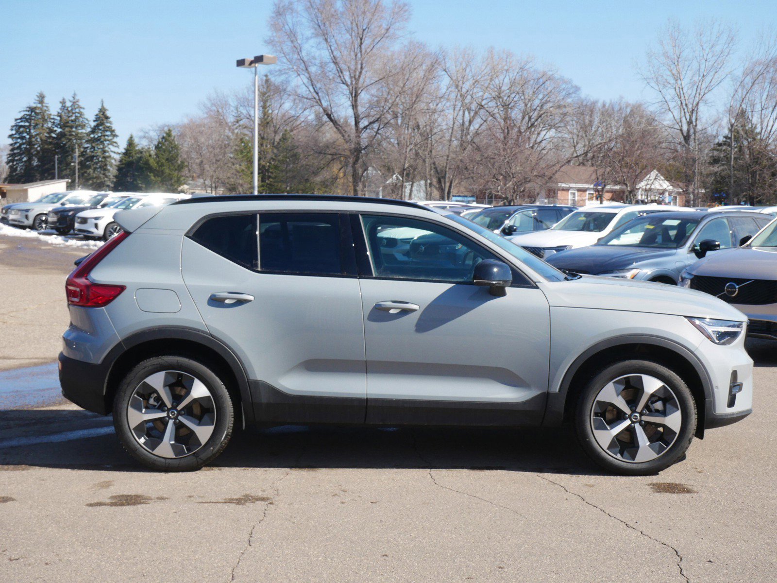 New 2026 Volvo XC40 B5 Plus w/ Protection Package Premier AWD/4WD image 2