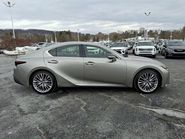 Used 2023 Lexus IS 300 AWD w/ Premium Package image 9