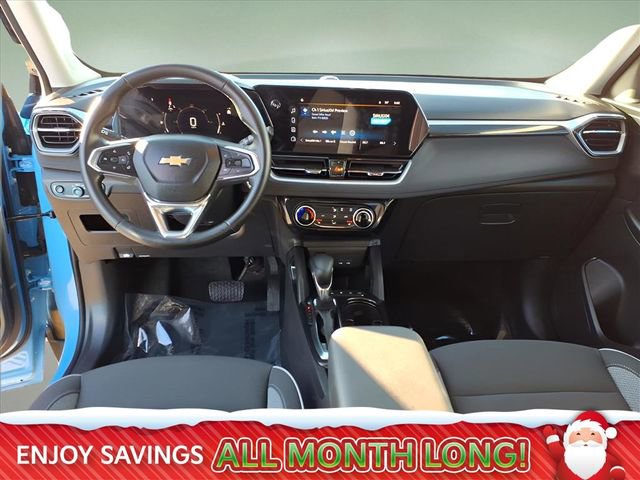 Used 2024 Chevrolet TrailBlazer LT w/ LT Cold Weather Package image 13