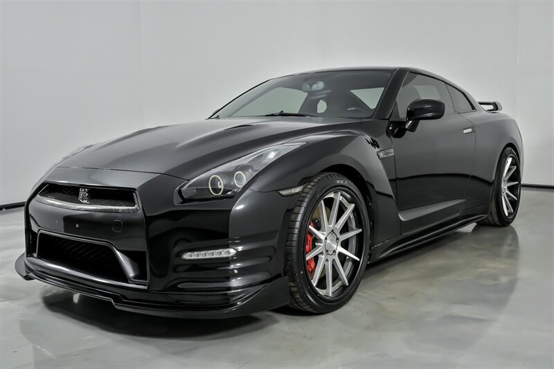 Used 2012 Nissan GT-R Black Edition AWD/4WD image 6