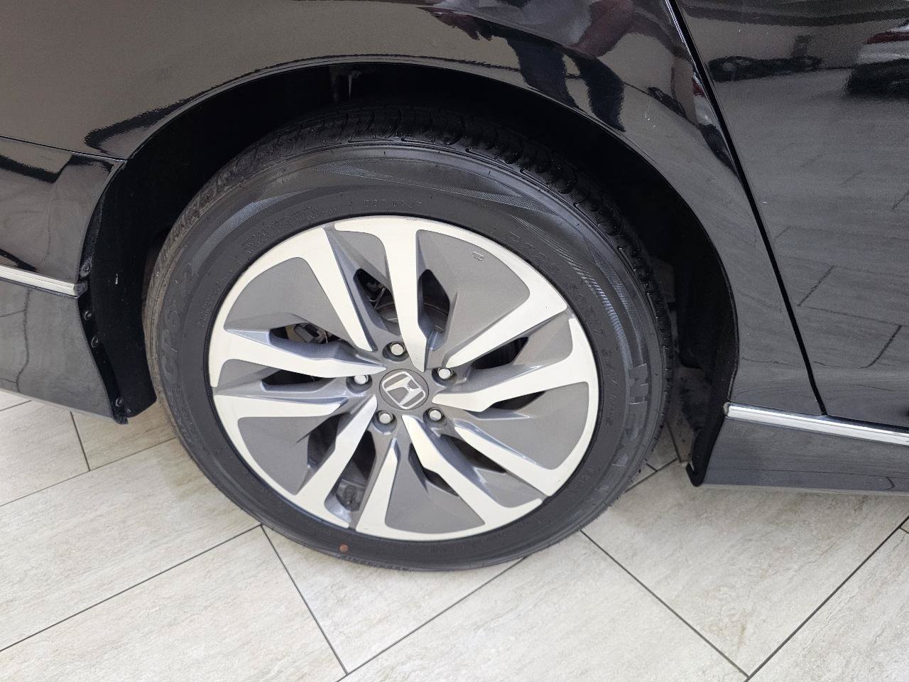Used 2021 Honda Accord EX image 38