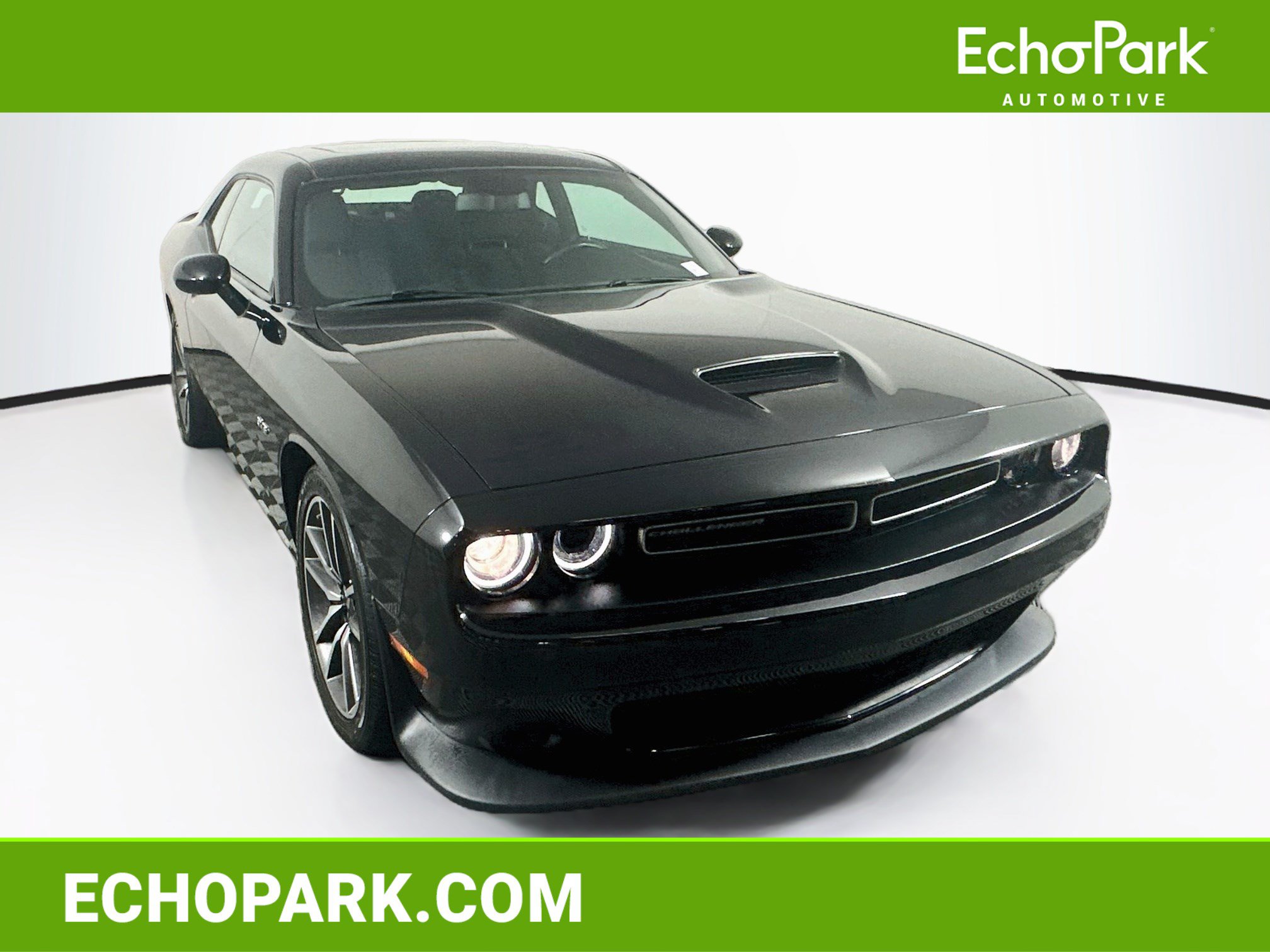 Used 2023 Dodge Challenger R/T RWD image 1