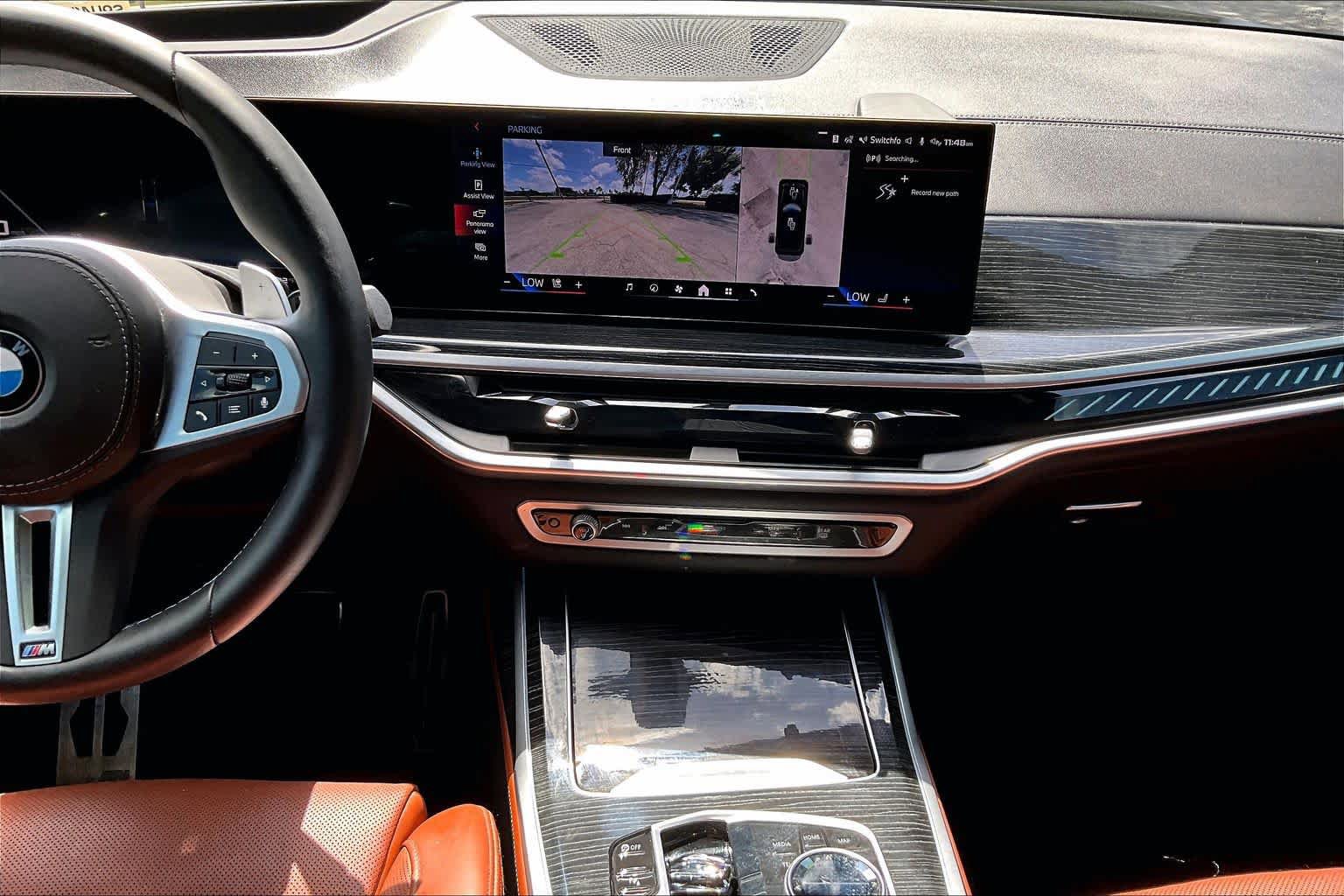 Used 2025 BMW X7 M60i image 7