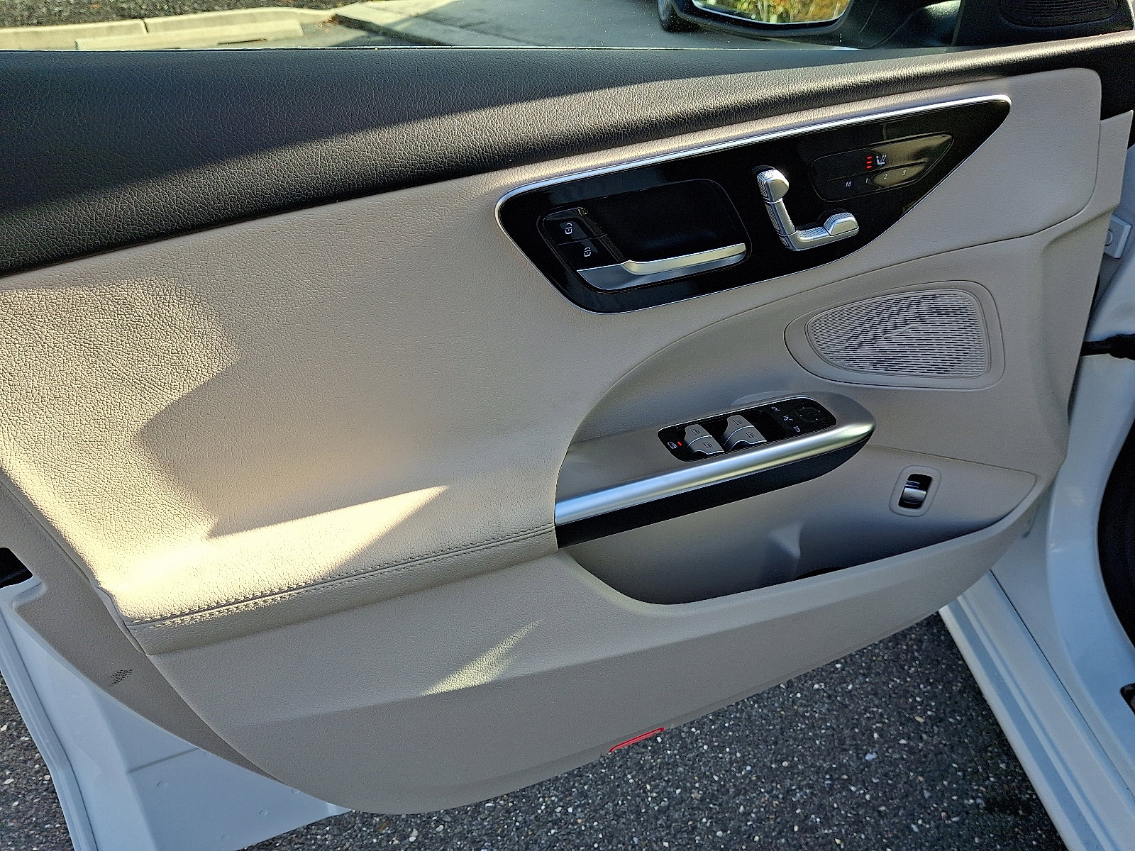 Used 2023 Mercedes-Benz C 300 4MATIC Sedan image 11