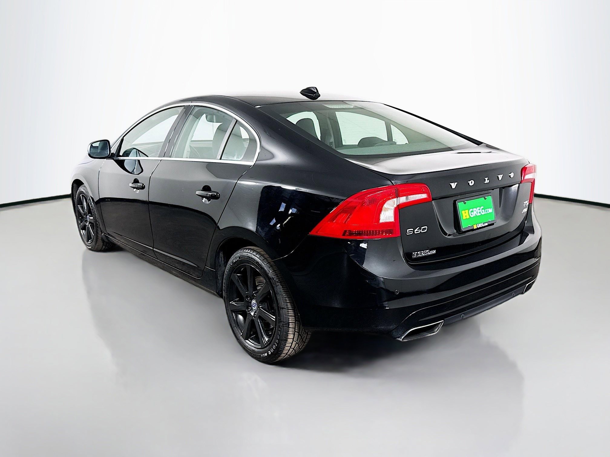 Used 2016 Volvo S60 T5 Premier w/ Convenience Package image 7