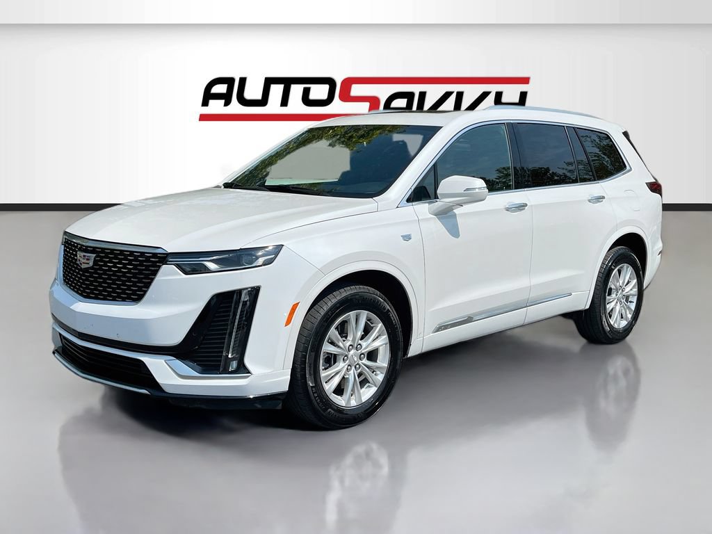 Used 2025 Cadillac XT6 Luxury w/ LPO, Floor Liner Package AWD/4WD image 3