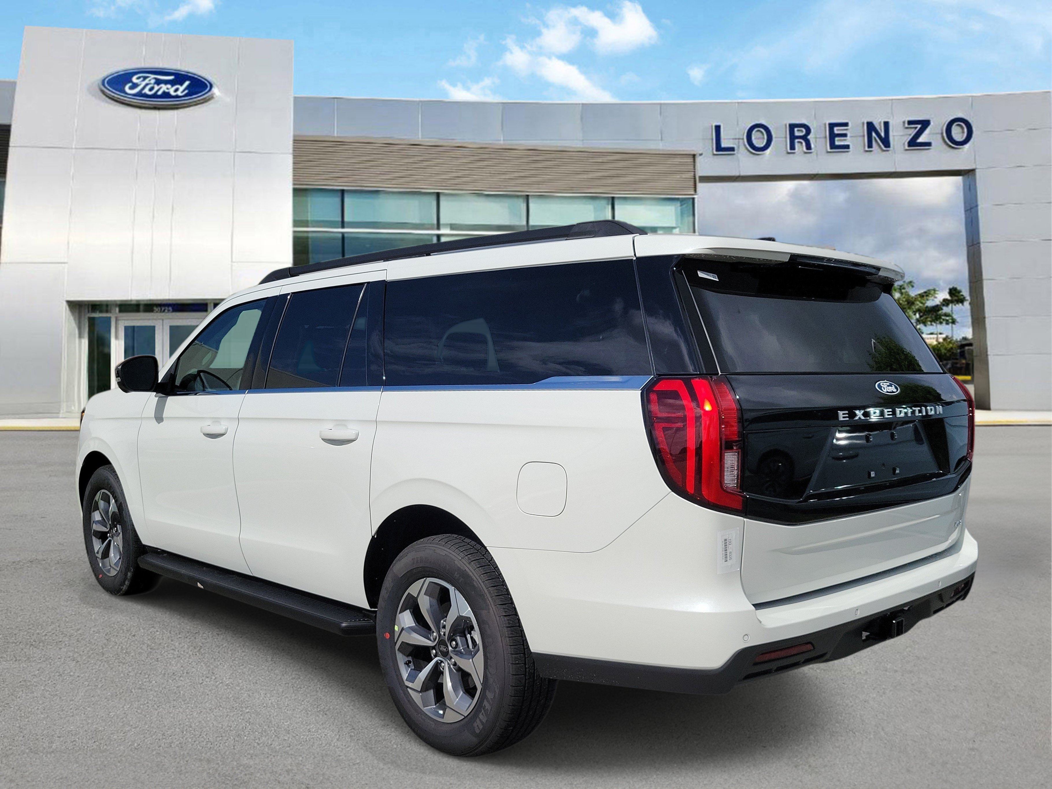 New 2027 Ford Expedition Max Active RWD image 4