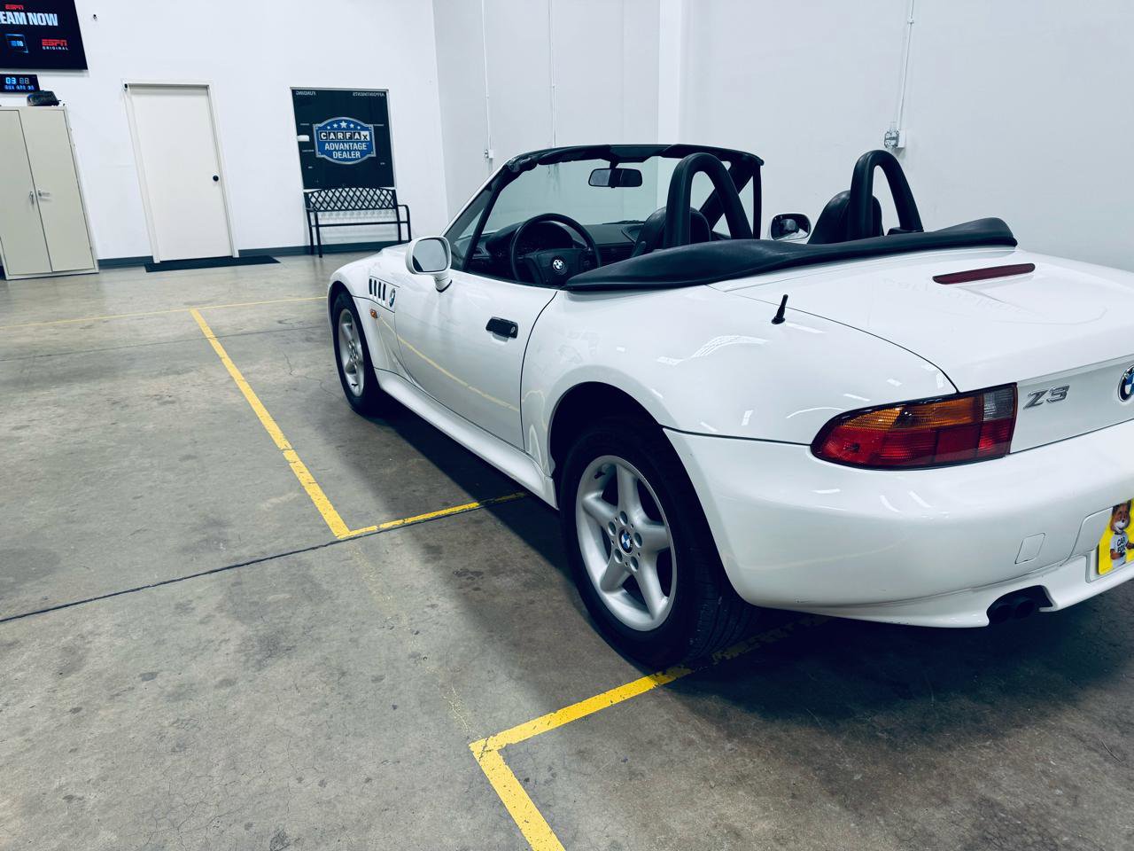 Used 1998 BMW Z3 2.8 RWD image 27