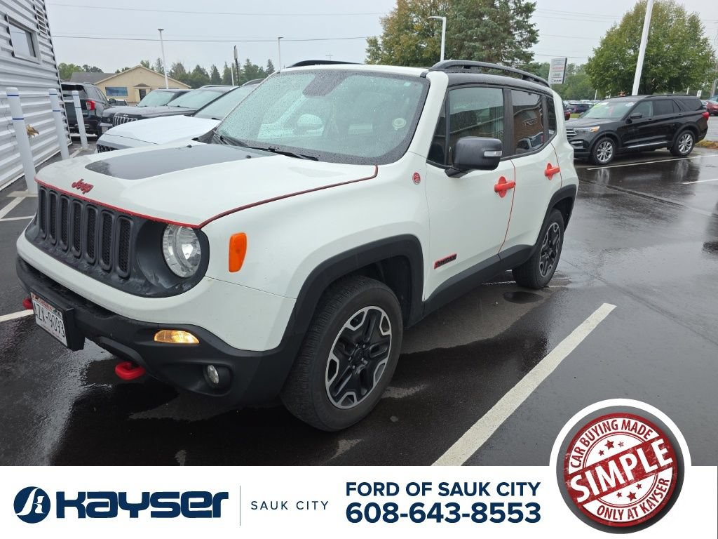 Used 2016 Jeep Renegade Trailhawk w/ Cold Weather Group AWD/4WD image 1