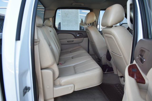 Used 2010 Chevrolet Silverado 1500 LTZ w/ Convenience Package image 31