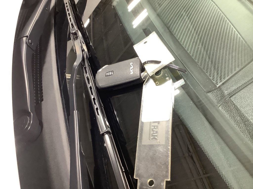 Certified 2023 Kia Sportage EX image 28