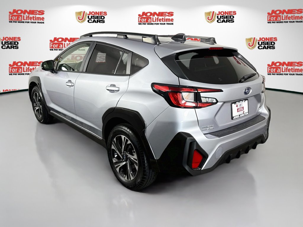 Used 2024 Subaru Crosstrek 2.0i Premium w/ Crosstrek Mirror Package AWD/4WD image 2