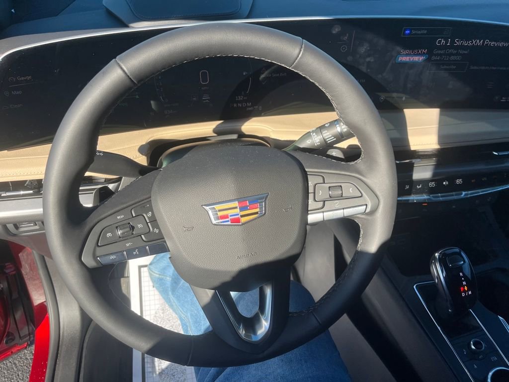 Used 2025 Cadillac XT4 Premium Luxury w/ Technology Package image 10