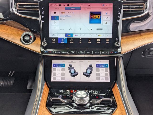 Used 2022 Jeep Grand Wagoneer Series III image 18