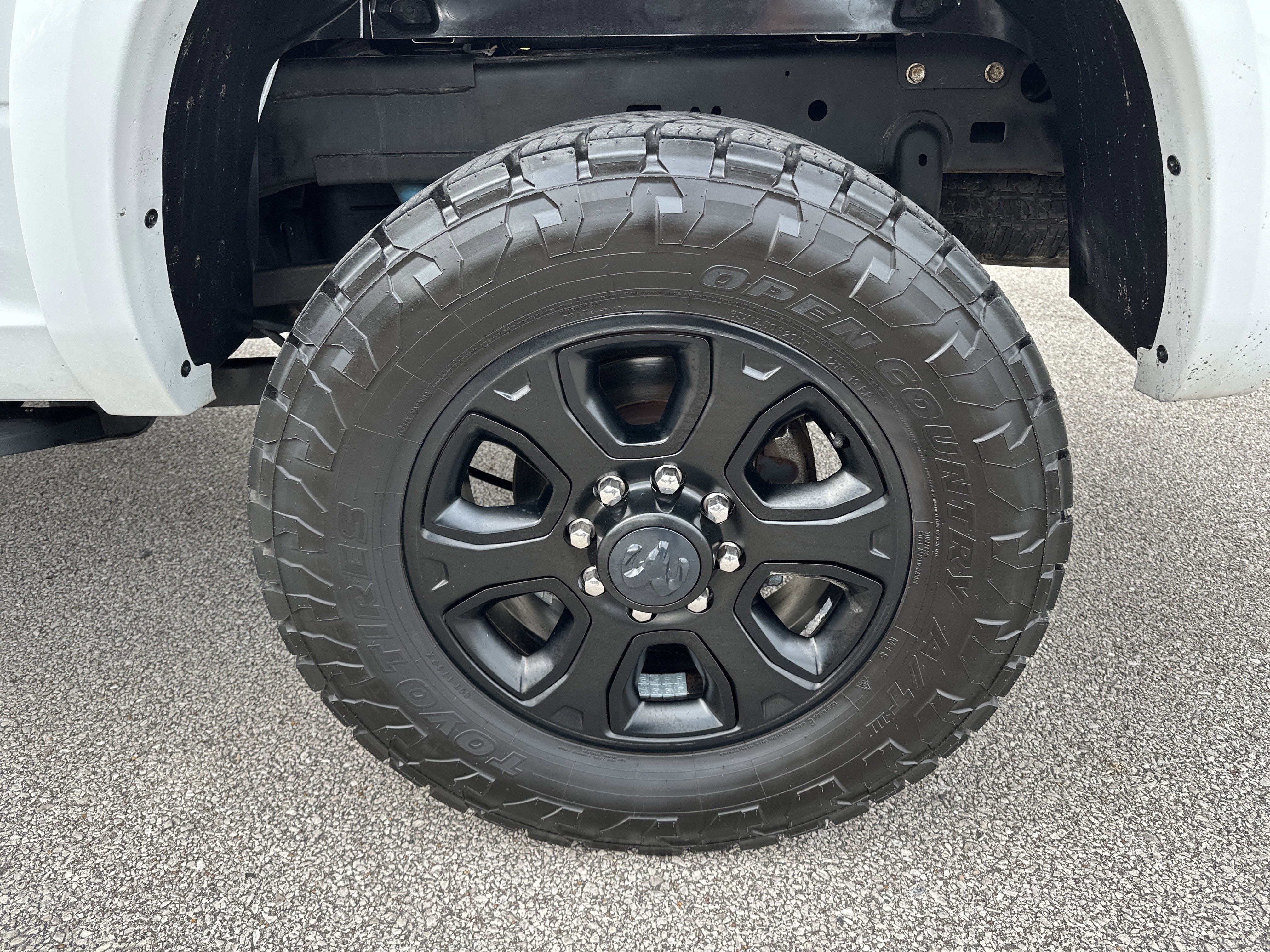 Used 2018 RAM 2500 Big Horn w/ Sport Appearance Group image 20