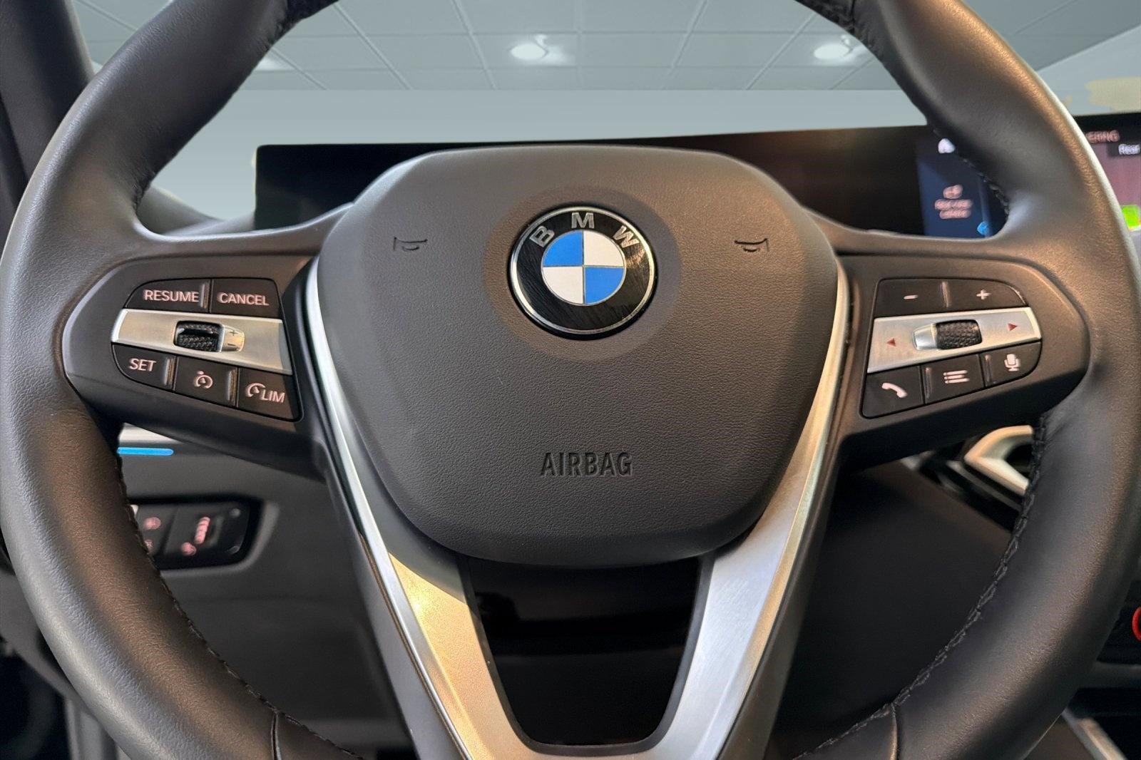 Certified 2024 BMW 330i Sedan w/ Convenience Package RWD image 17