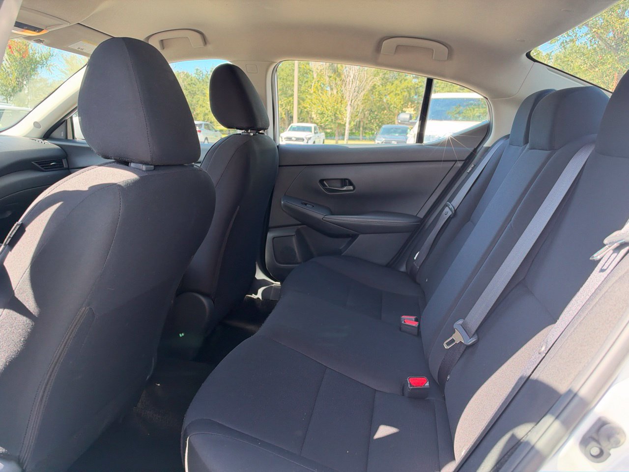 Used 2025 Nissan Sentra S FWD image 7
