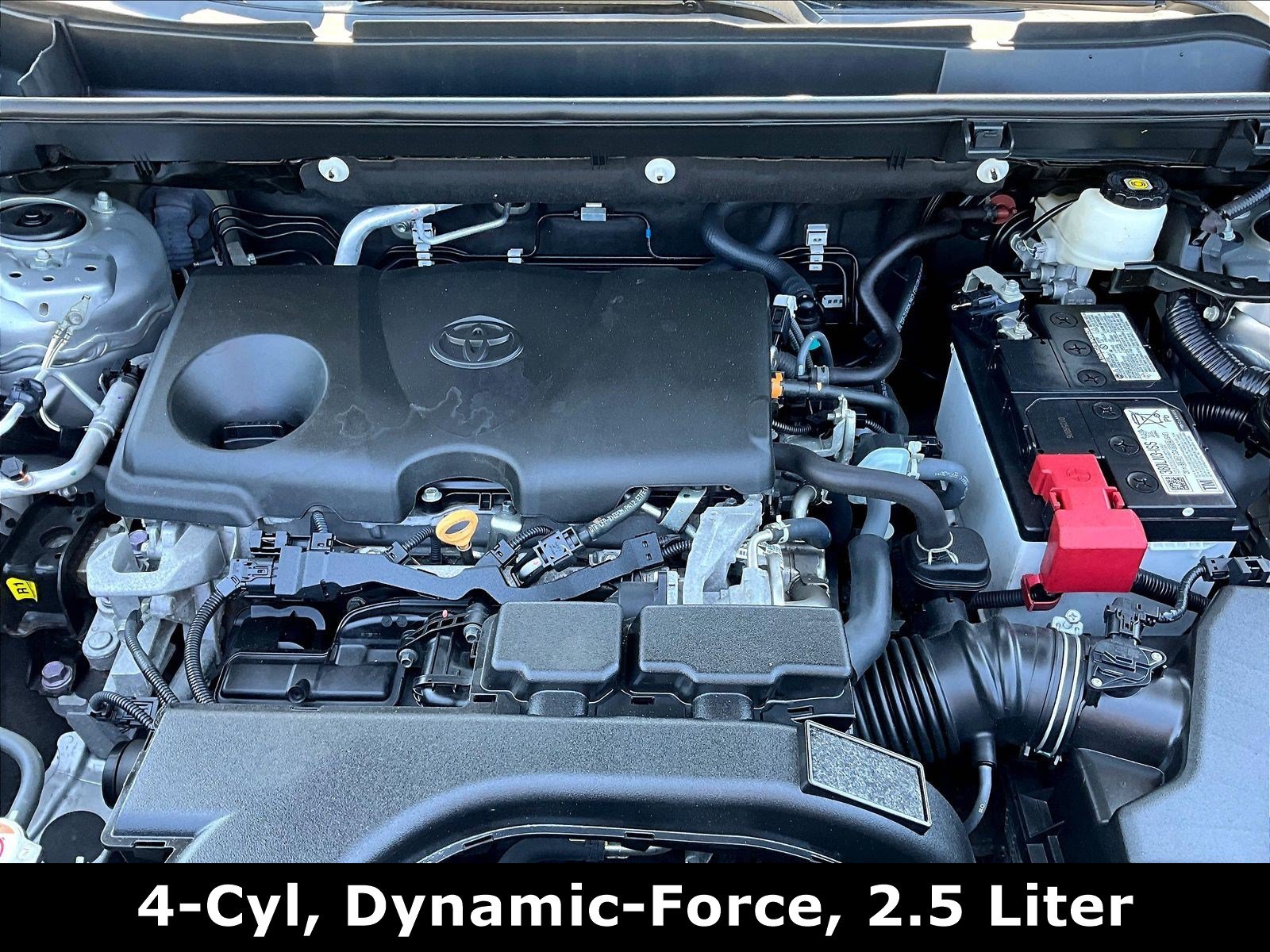 Used 2021 Toyota RAV4 LE AWD/4WD image 28