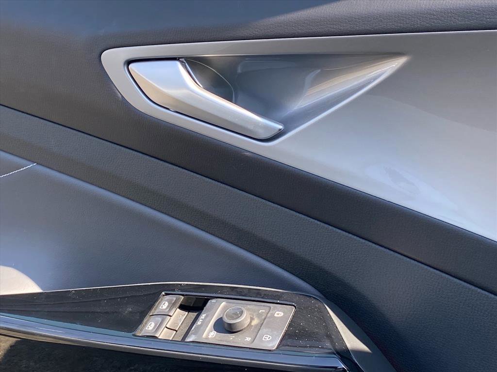 Certified 2023 Volkswagen ID.4 Pro S image 15