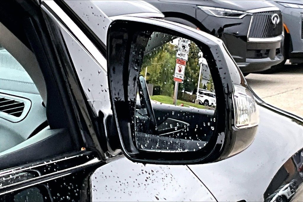 Used 2019 INFINITI QX60 Pure AWD/4WD image 23