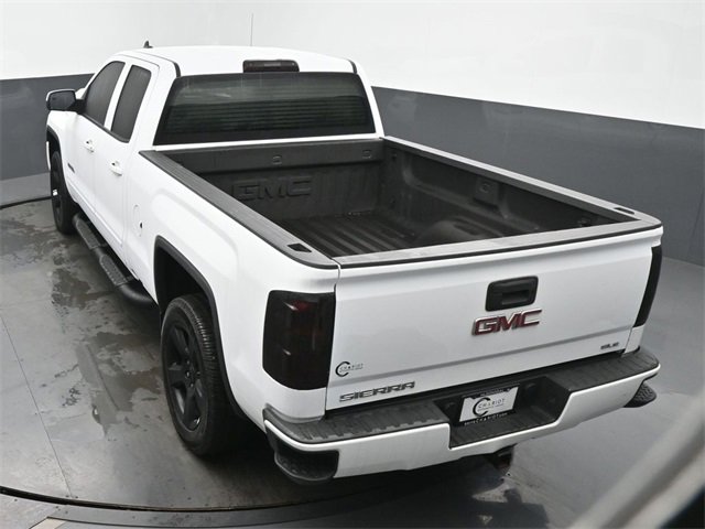 Used 2017 GMC Sierra 1500 SLE image 41