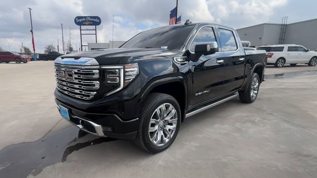 Certified 2025 GMC Sierra 1500 Denali w/ Denali Reserve Package image 4