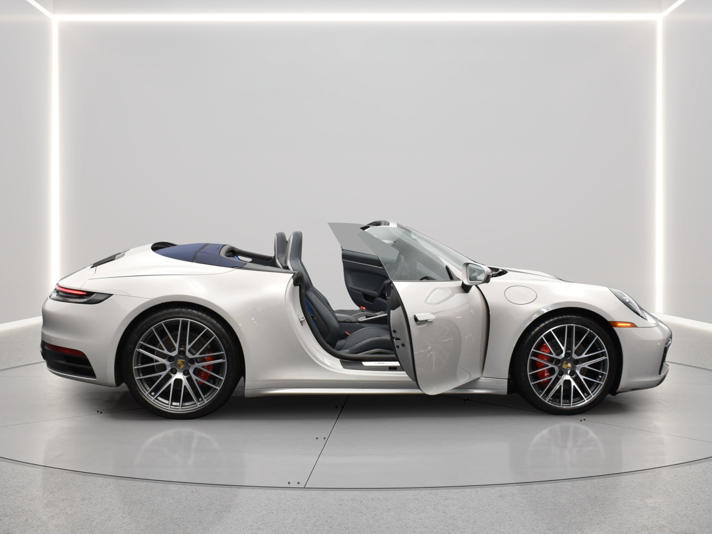 Used 2023 Porsche 911 Carrera S RWD image 11