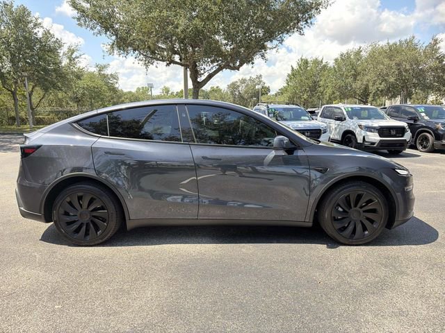 Used 2026 Tesla Model Y Long Range AWD/4WD image 3