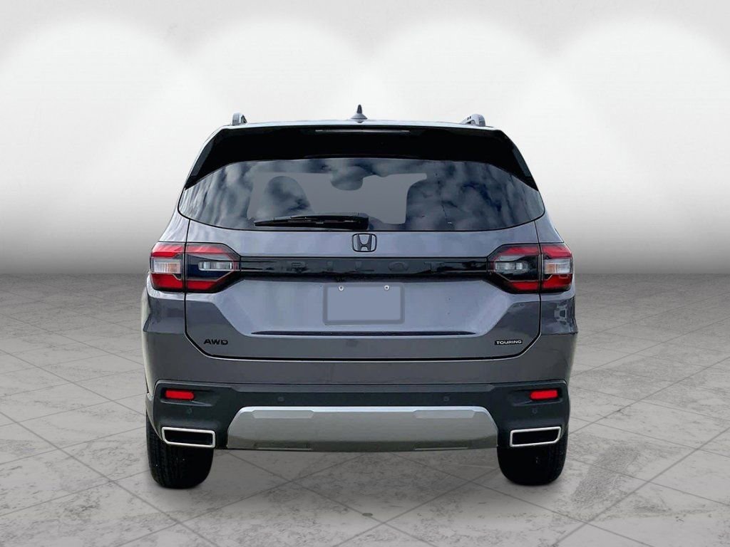 New 2026 Honda Pilot Touring image 3