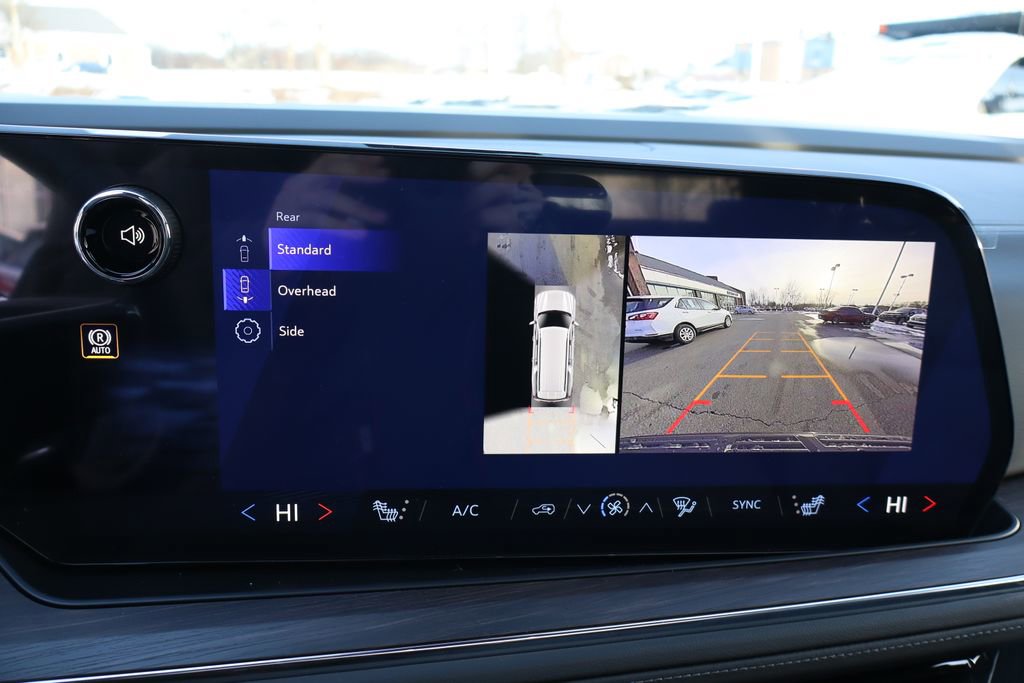 New 2026 Chevrolet Suburban Z71 w/ Comfort Package image 24