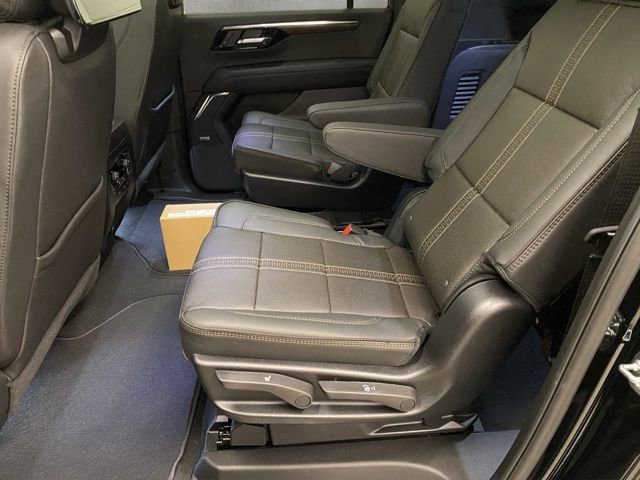 New 2026 Chevrolet Suburban High Country image 24