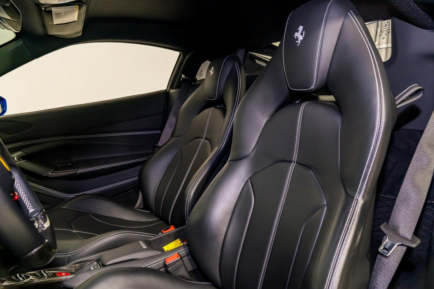 Certified 2022 Ferrari F8 Tributo RWD image 22