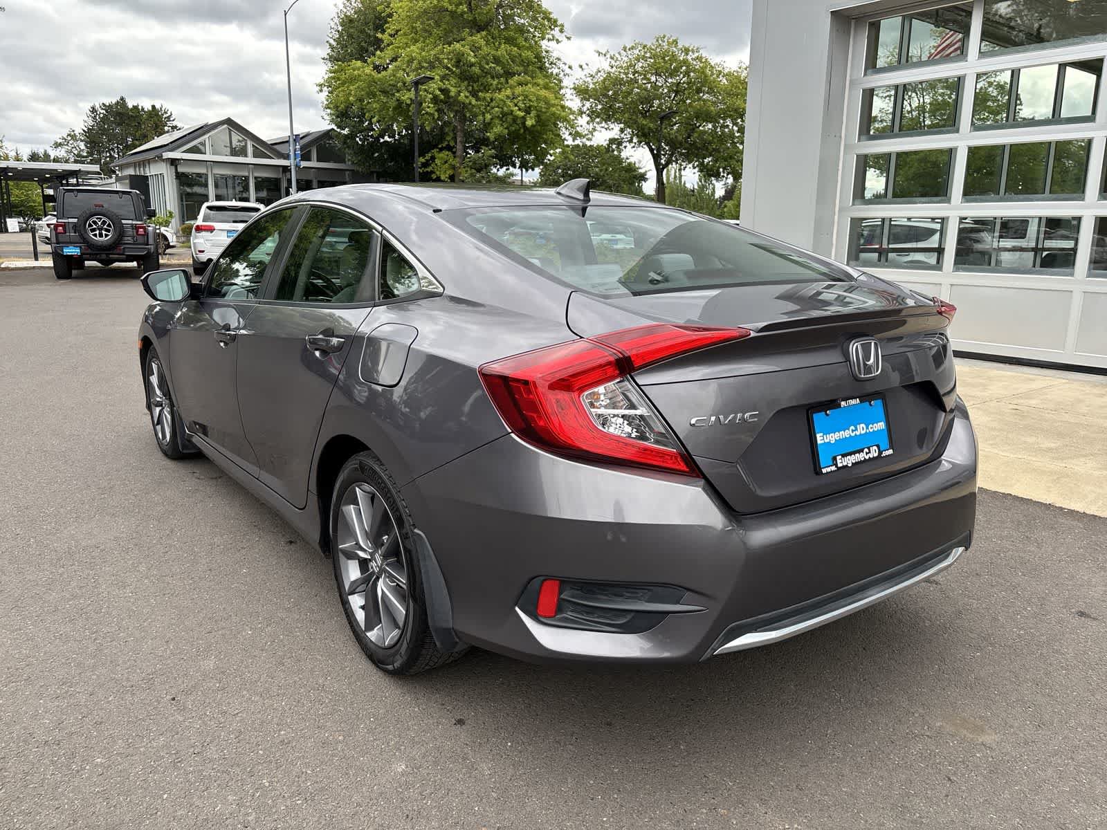 Used 2019 Honda Civic EX image 3