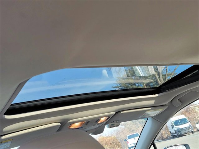 Used 2016 Subaru Legacy 2.5i Limited image 28