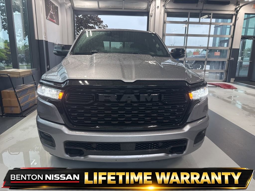 Used 2025 RAM 1500 Big Horn AWD/4WD image 9