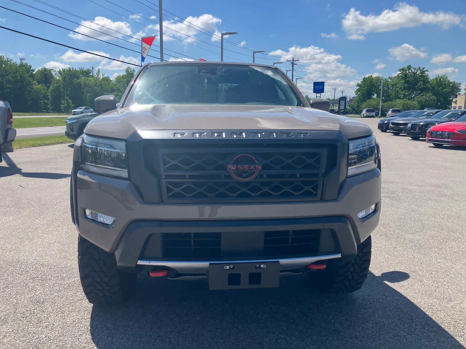 Used 2023 Nissan Frontier PRO-4X w/ Pro-4X Premium Package AWD/4WD image 2