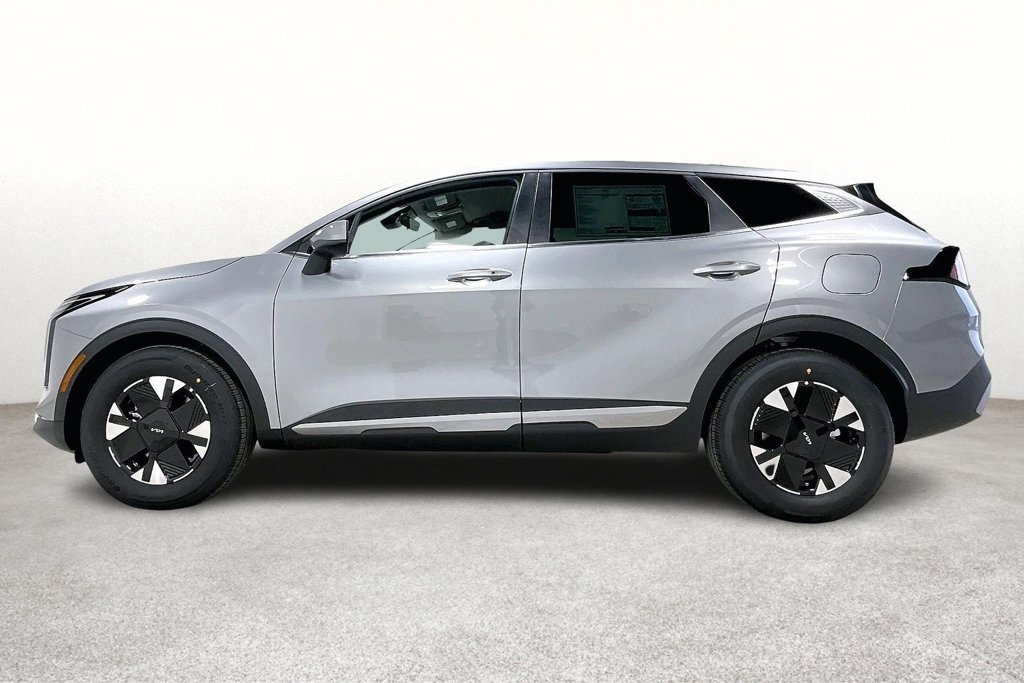 New 2026 Kia Sportage LX FWD image 6