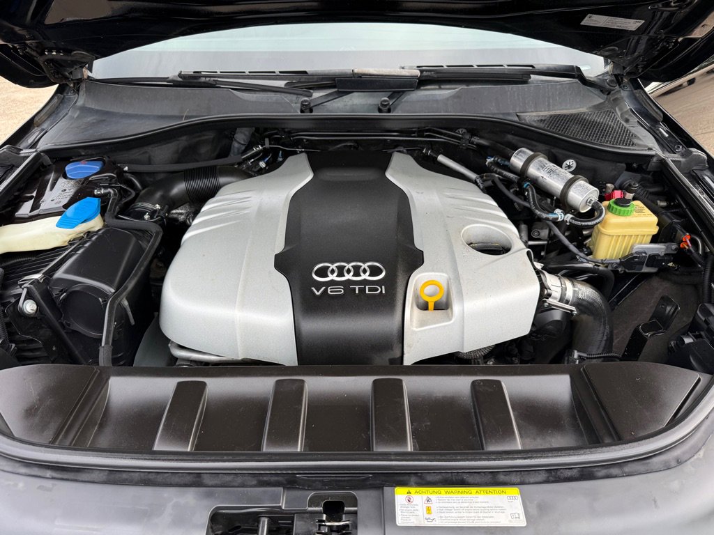 Used 2015 Audi Q7 TDI Premium Plus w/ Premium Plus Package AWD/4WD image 38