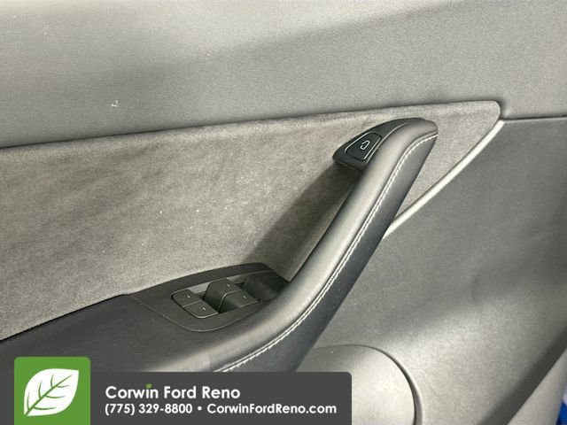 Used 2021 Tesla Model Y Long Range image 17