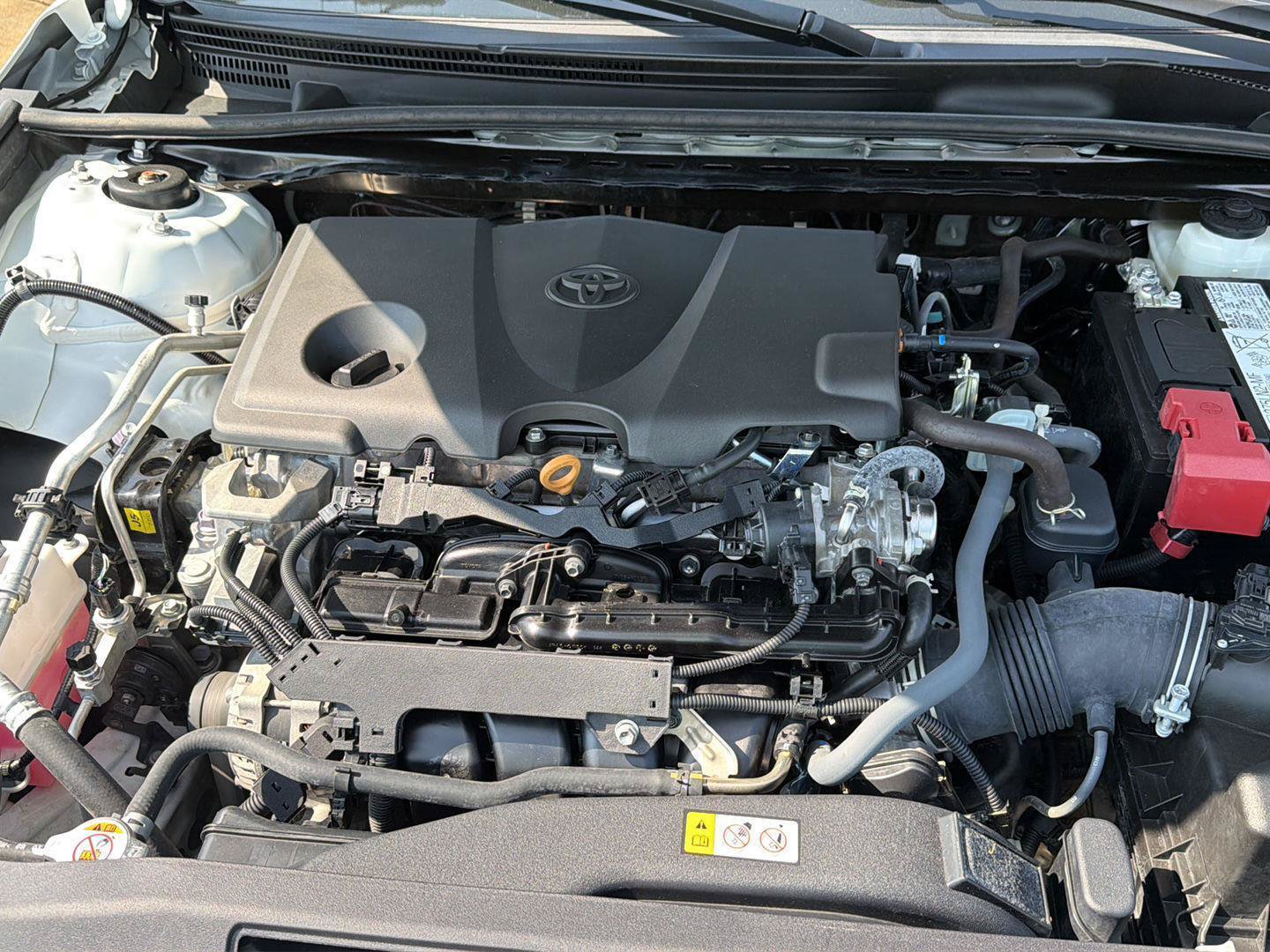 Used 2024 Toyota Camry SE FWD image 33