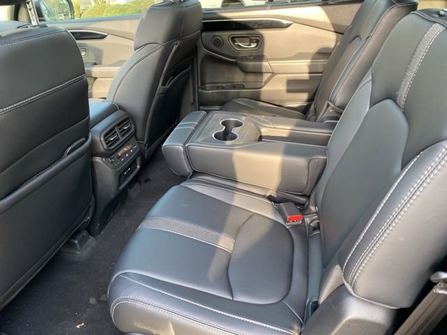 Used 2024 Honda Pilot Touring image 18