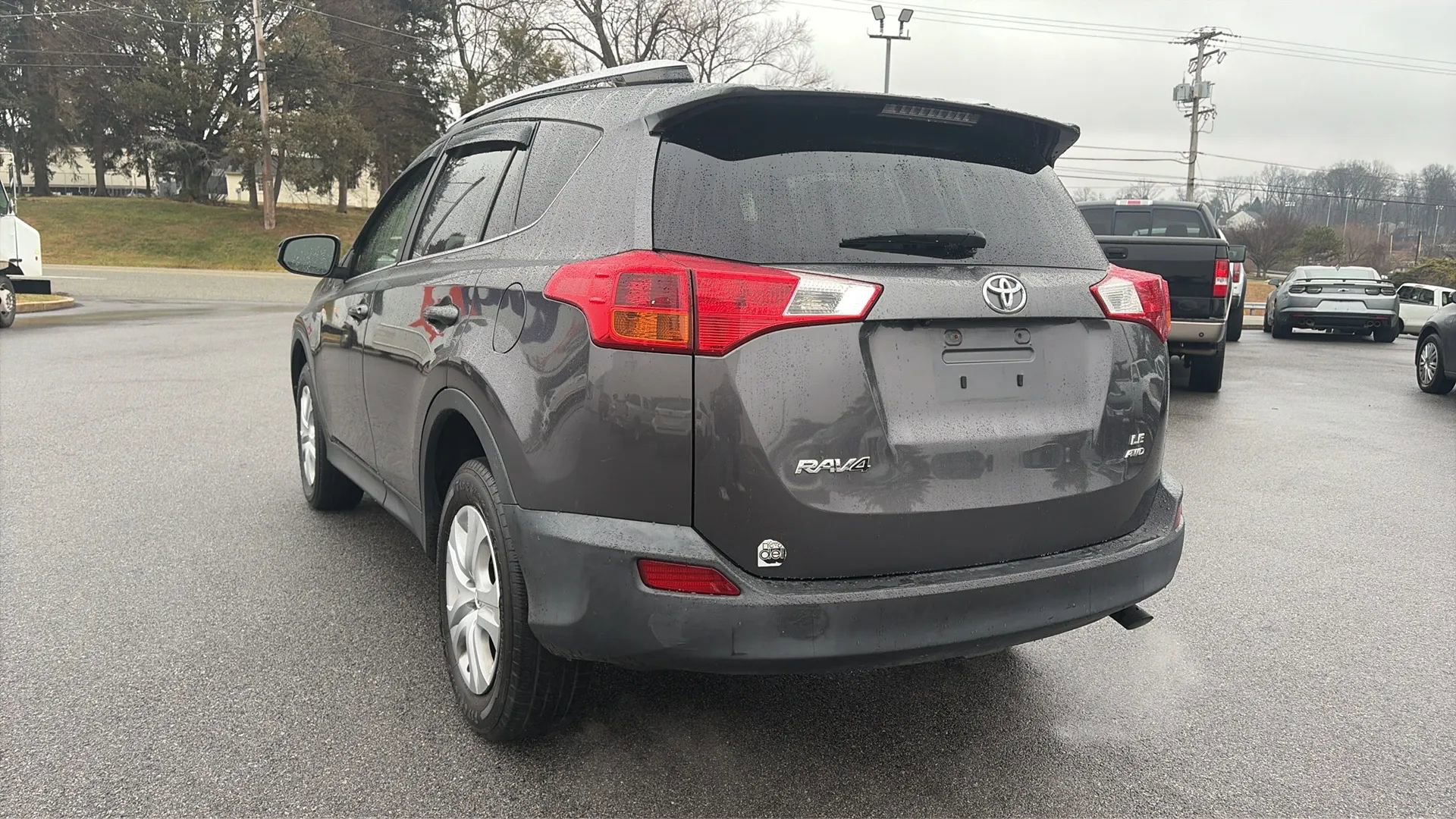 Used 2015 Toyota RAV4 LE image 8