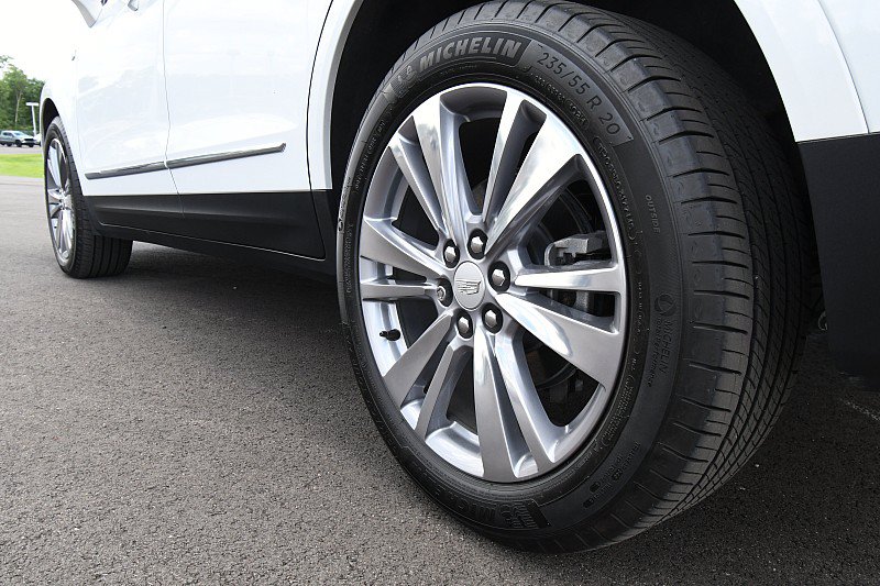 Used 2024 Cadillac XT5 Premium Luxury w/ Platinum Package AWD/4WD image 9