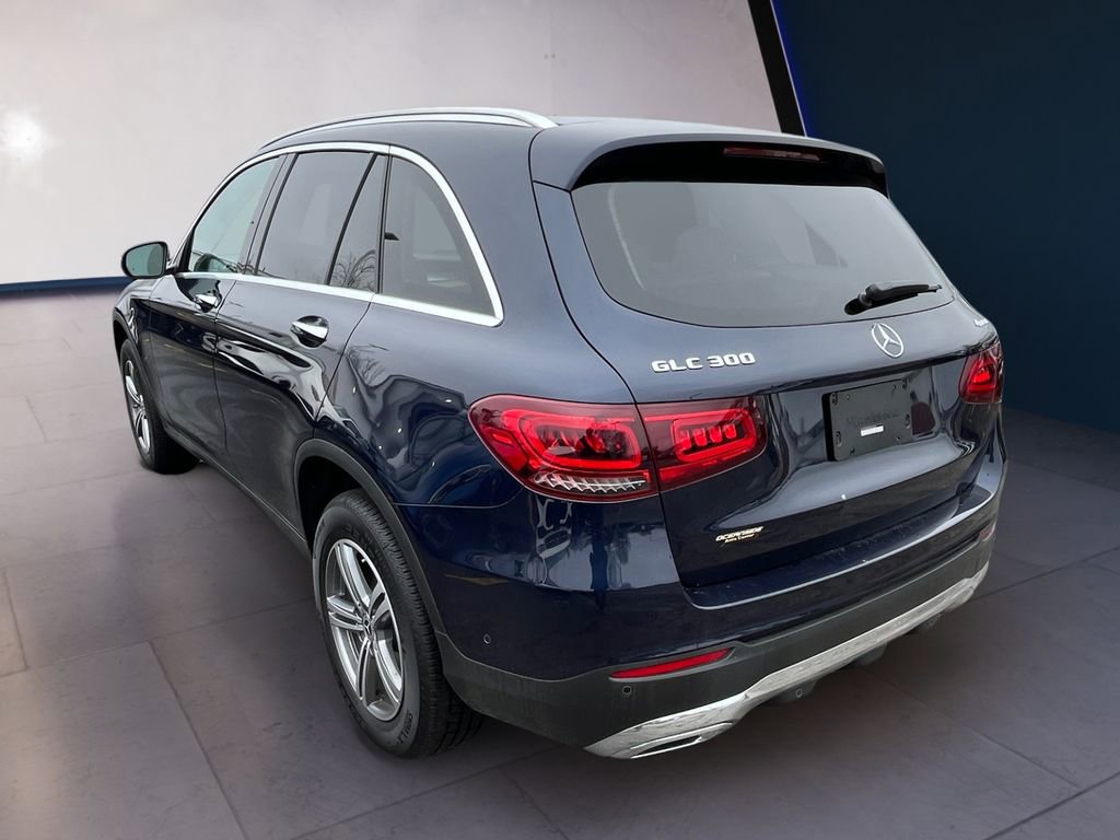 Certified 2022 Mercedes-Benz GLC 300 4MATIC w/ Premium Package Lite image 3