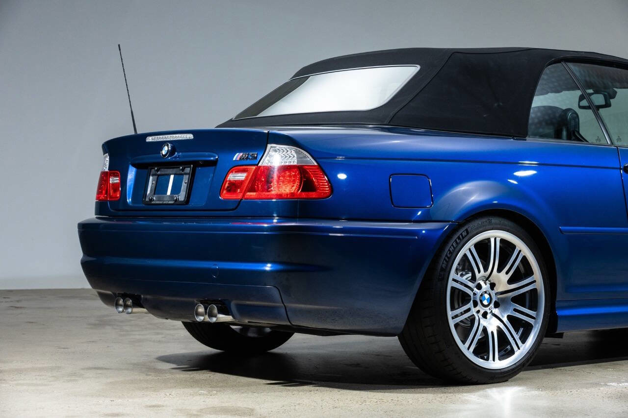 Used 2005 BMW M3 Convertible image 3