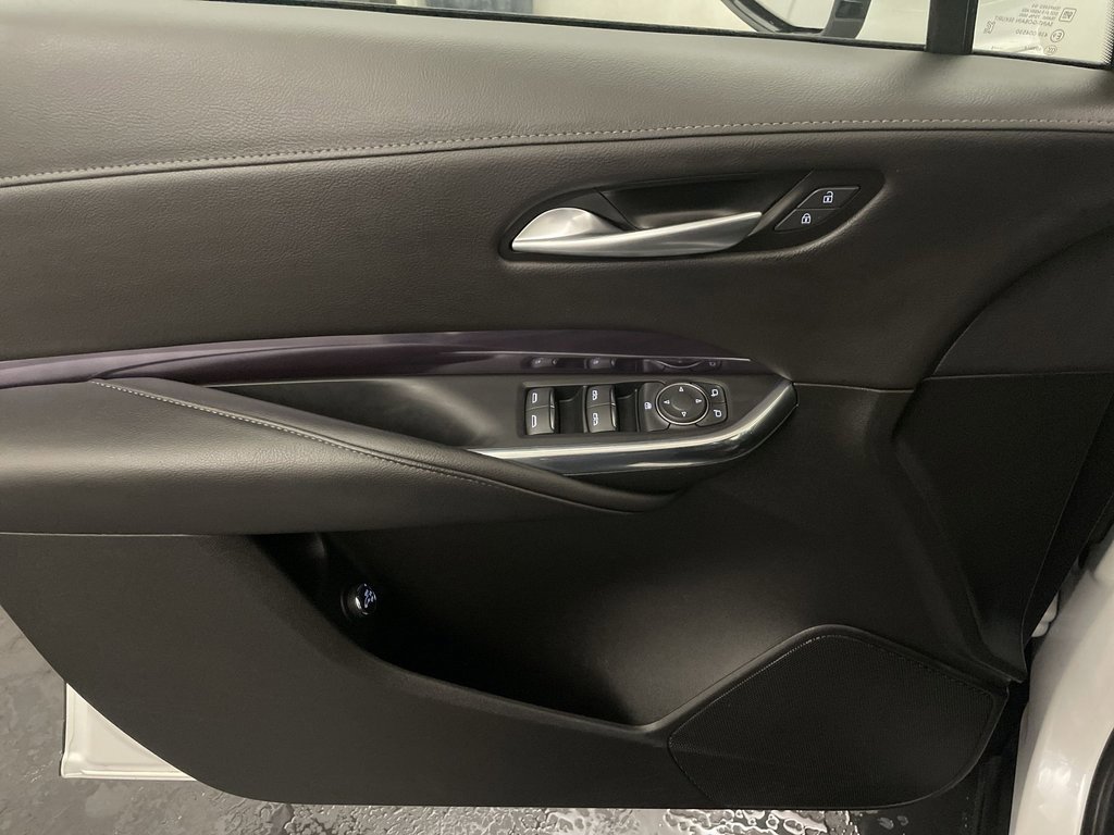 Used 2023 Cadillac XT4 Luxury image 15