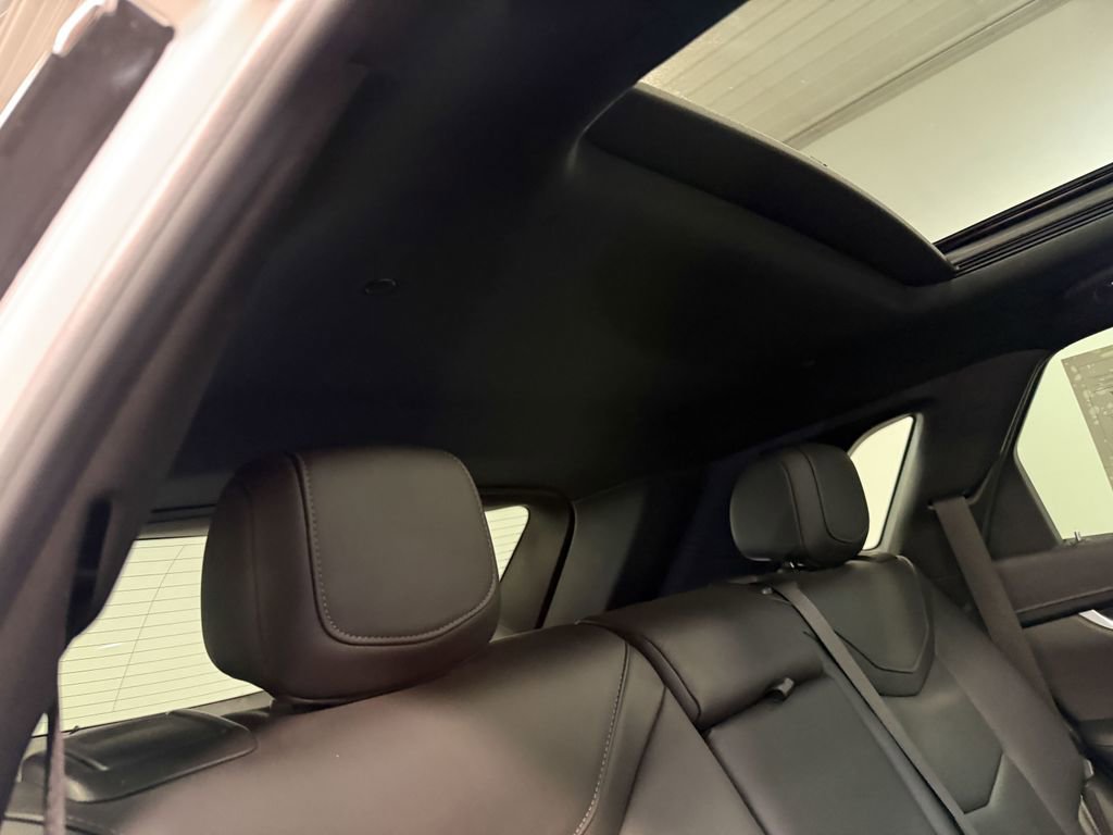 Used 2020 Cadillac XT5 Premium Luxury image 15